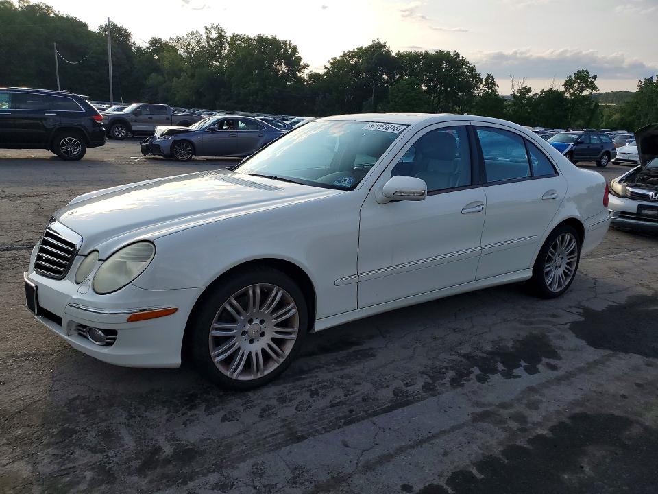 2008 Mercedes-benz E-klasse VIN WDBUF87X68B292415 COPART salvage auction — MINOR DENT/SCRATCHES, Nj - Certificate Of Title, sold $450 on 2026-08-03 (photo 1)
