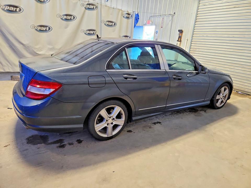 2011 Mercedes-benz C-klasse VIN WDDGF5EB0BA514941 COPART salvage auction — WATER/FLOOD, Ga - Cert Of Title-Flood Salvage, sold $200 on 2026-07-28 (photo 3)