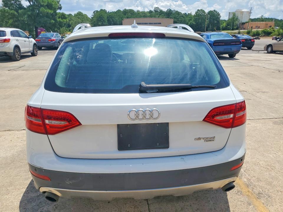 2013 Audi A4 allroad VIN WA1VFAFL2DA167577 COPART salvage auction — NORMAL WEAR, SC - CERTIFICATE OF TITLE (P), sold $300 on 2026-07-31 (photo 6)