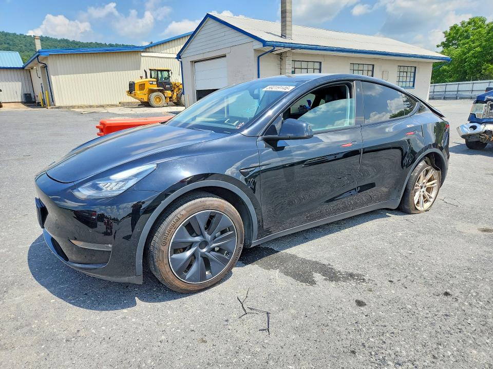 2022 Tesla Model y VIN 7SAYGDEE5NA022272 COPART salvage auction — REAR END, IN - CERTIFICATE OF TITLE, sold $13,100 on 2026-07-28 (photo 1)