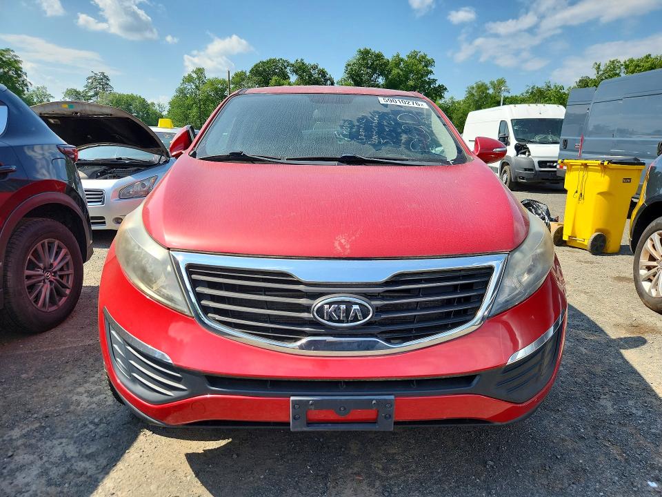 2011 Kia Sportage VIN KNDPBCA20B7047677 COPART salvage auction — MINOR DENT/SCRATCHES, CT - CERTIFICATE OF TITLE (P), sold $1,850 on 2026-07-27 (photo 5)