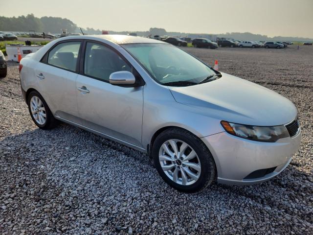 2012 Kia Forte VIN KNAFU4A24C5514055 COPART salvage auction — NORMAL WEAR, Nc - Dealer Only Clean Title, sold $900 on 2026-07-28 (photo 4)