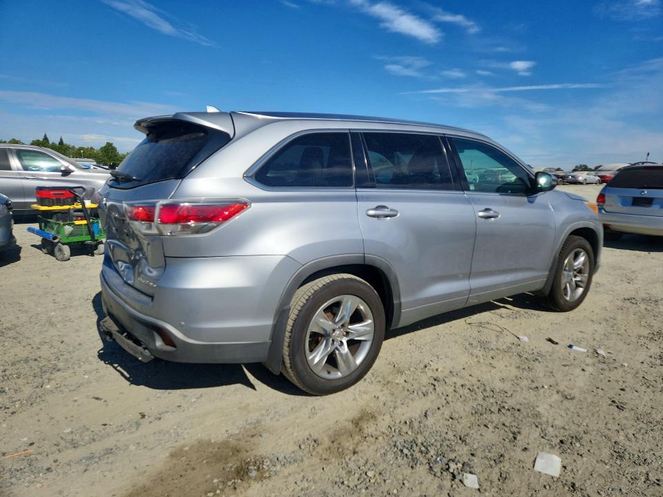 2015 Toyota Highlander VIN 5TDDKRFH8FS153311 COPART salvage auction — REAR END, Ca - Salvage Certificate, sold $4,750 on 2026-07-30 (photo 3)