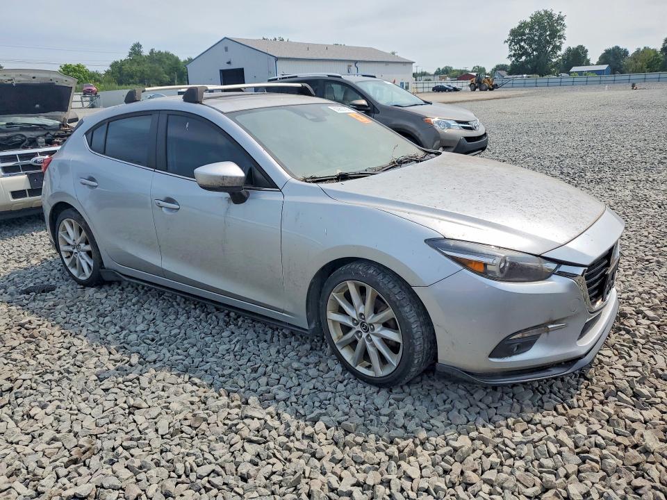 2017 Mazda 3 VIN JM1BN1M35H1116918 COPART salvage auction — NORMAL WEAR, Oh - Certificate Of Title, sold $1,650 on 2026-07-27 (photo 4)