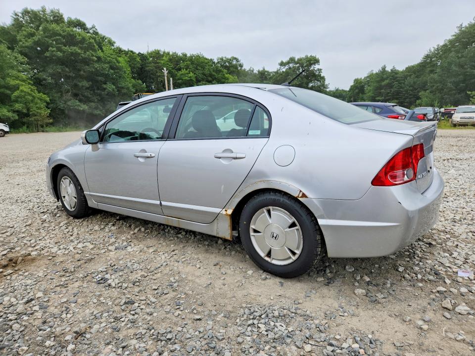 2007 Honda Civic hybrid VIN JHMFA36217S026993 COPART salvage auction — NORMAL WEAR, MA - CERTIFICATE OF TITLE, sold $400 on 2026-07-09 (photo 2)