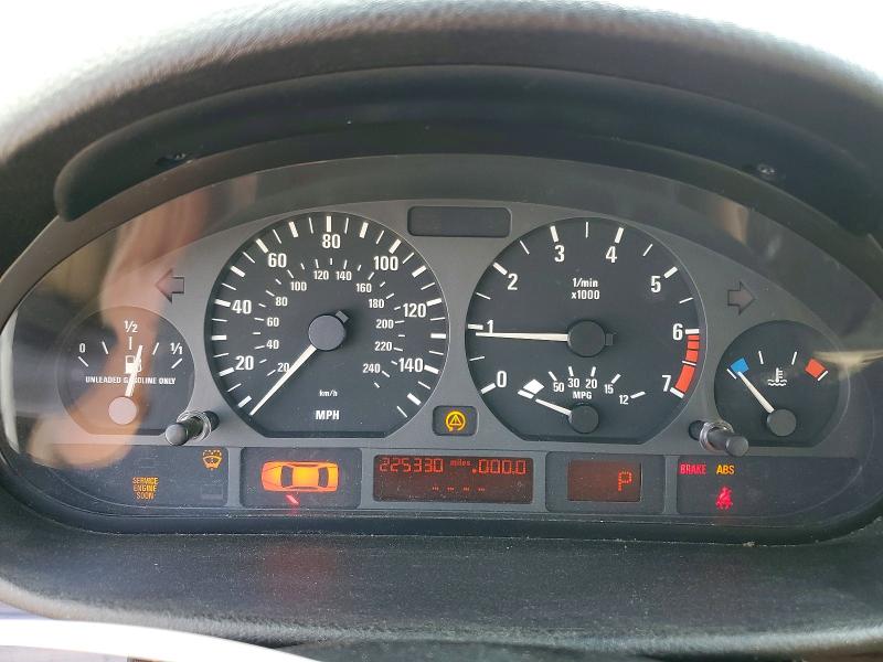2002 BMW 3 series VIN WBAEV33472KL68736 COPART salvage auction — FRONT END, CA - DIS/DLR/EXP ONLY CLEAN TITLE, sold $225 on 2026-07-09 (photo 9)