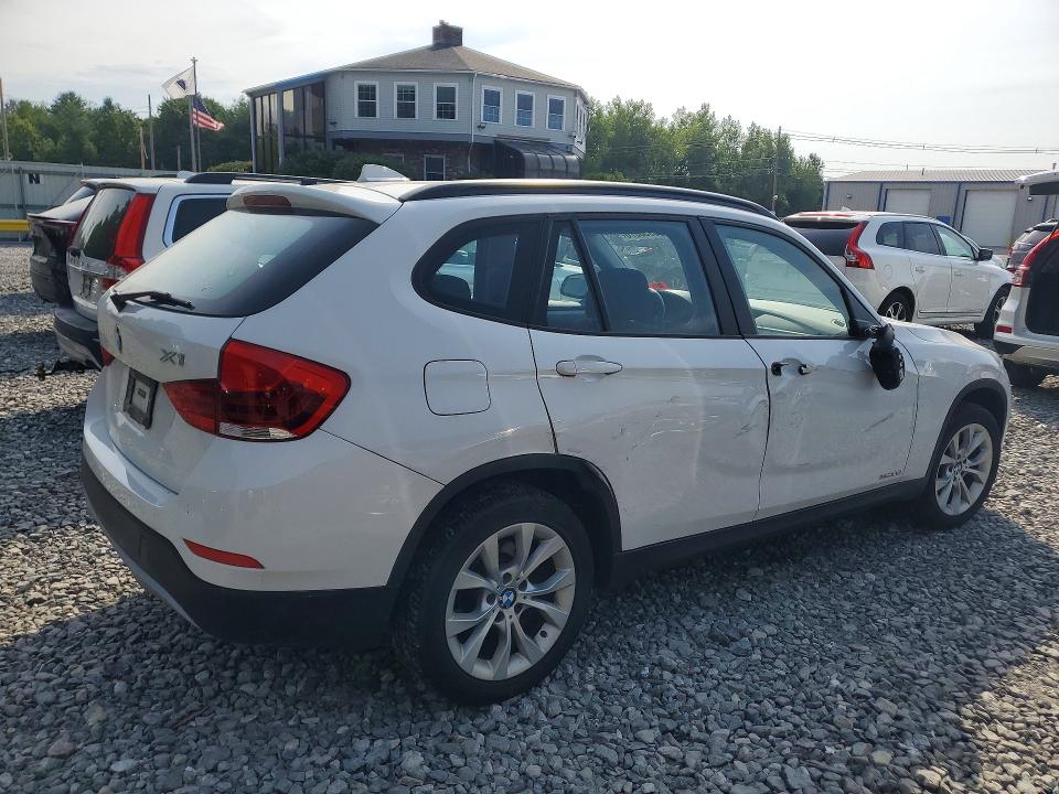 2014 BMW X1 VIN WBAVL1C5XEVY19759 COPART salvage auction — SIDE, Ma - Cert Of Title-Reconstrctd Coll, sold $400 on 2026-07-16 (photo 3)