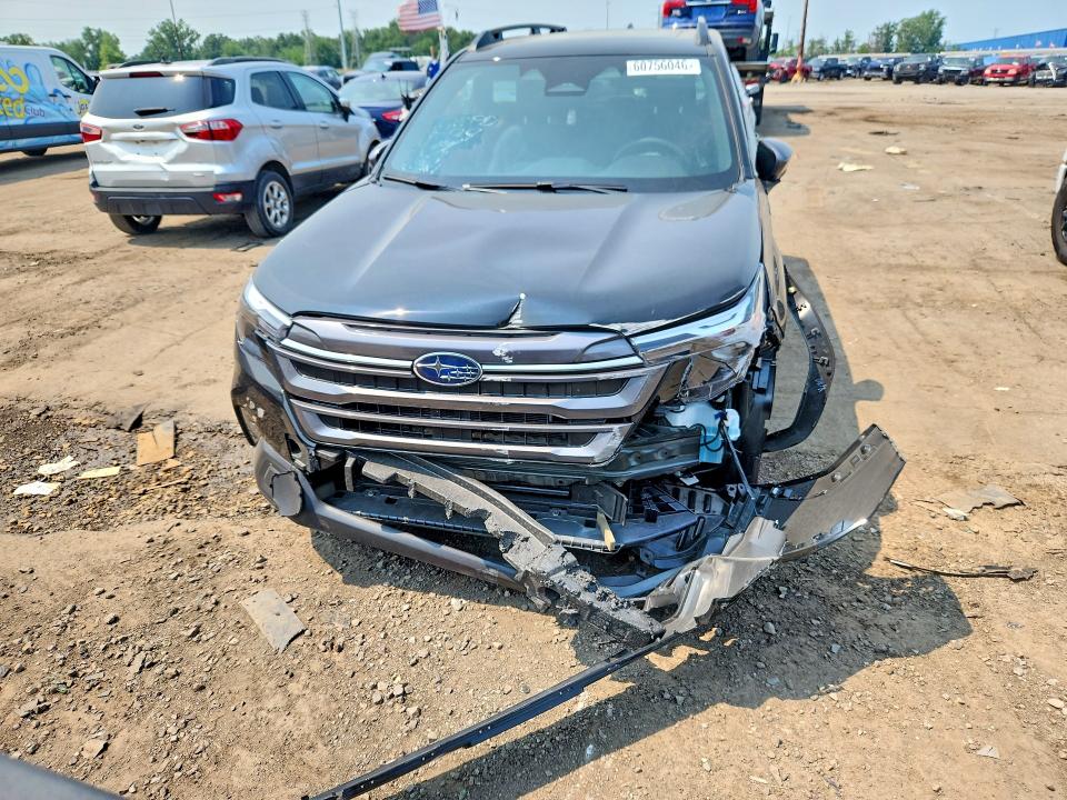 2026 Subaru Forester VIN 4S4SLSE7XT3085381 COPART salvage auction — FRONT END, Mi - Certificate Of Title, sold $11,400 on 2026-08-28 (photo 5)