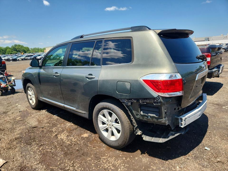 2013 Toyota Highlander VIN 5TDBK3EH5DS209837 COPART salvage auction — REAR END, Ct - Cert Of Title-Salvage, sold $4,450 on 2026-07-17 (photo 2)