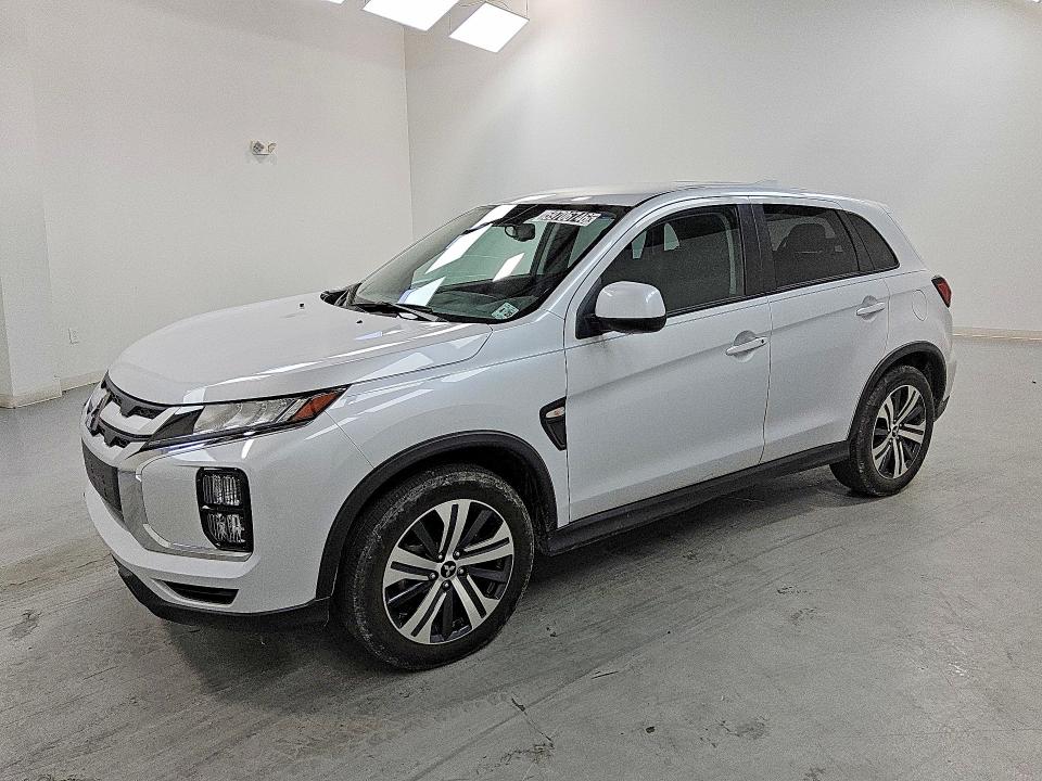 2024 Mitsubishi Outlander VIN JA4ARUAU1RU009843 — COPART salvage auction photo