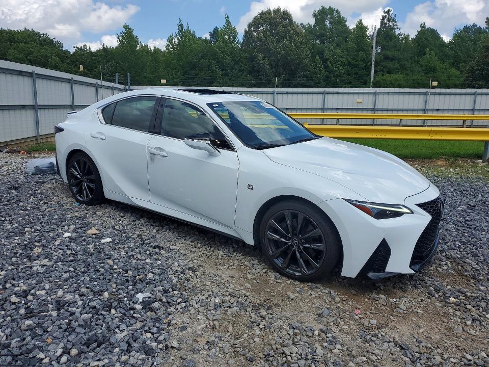 2023 Lexus VIN JTHGZ1B21P5068232 COPART salvage auction — VANDALISM, Tn - Salvage Certificate, sold $26,750 on 2026-08-25 (photo 4)