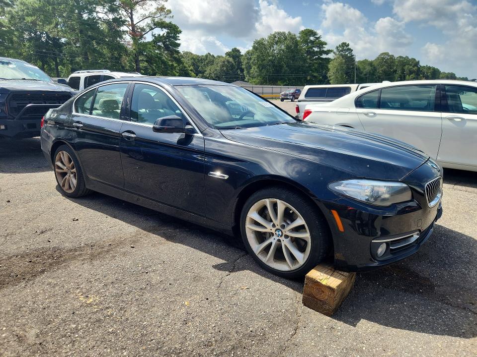 2015 BMW 5er VIN WBA5B1C50FG126496 COPART salvage auction — WATER/FLOOD, AL - CERT OF TITLE-FLOOD SALVAGE, sold $950 on 2026-08-17 (photo 4)