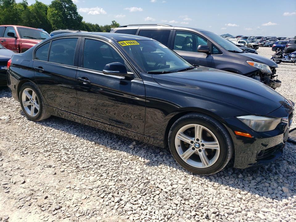 2014 BMW 3er VIN WBA3A5C50EP602343 COPART salvage auction — SIDE, Tn - Salvage Certificate, sold $1,100 on 2026-08-18 (photo 4)