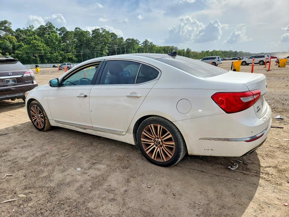 2015 Kia Cadenza VIN KNALN4D73F5185473 COPART salvage auction — MINOR DENT/SCRATCHES, LA - CERTIFICATE OF TITLE (P), sold $2,750 on 2026-07-31 (photo 2)