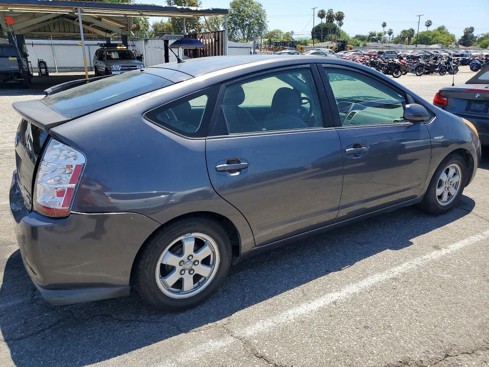 2008 Toyota Prius VIN JTDKB20U683349370 COPART salvage auction — REAR END, CA - CERT OF TITLE-SALVAGED, sold $450 on 2026-07-28 (photo 3)