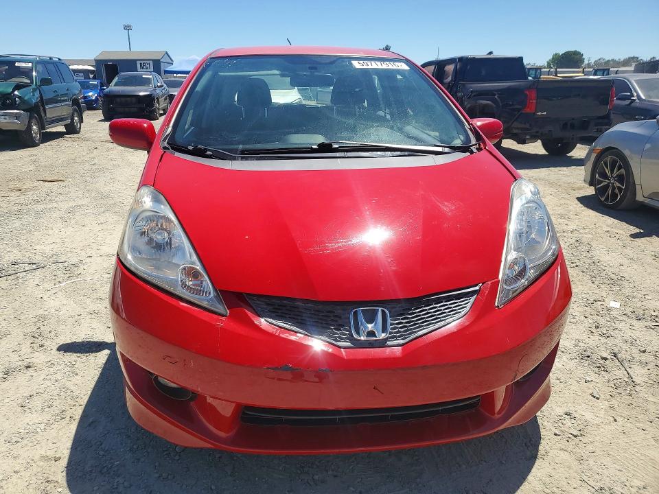 2011 Honda Fit VIN JHMGE8H58BC011827 COPART salvage auction — MINOR DENT/SCRATCHES, CA - SALVAGE CERTIFICATE, sold $2,300 on 2026-07-09 (photo 5)