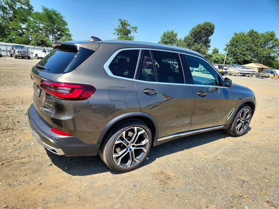2023 BMW X5 VIN 5UXCR4C00P9R29468 COPART salvage auction — WATER/FLOOD, Fl - Cert Of Title Slvg Rebuildable, sold $225 on 2026-07-29 (photo 3)