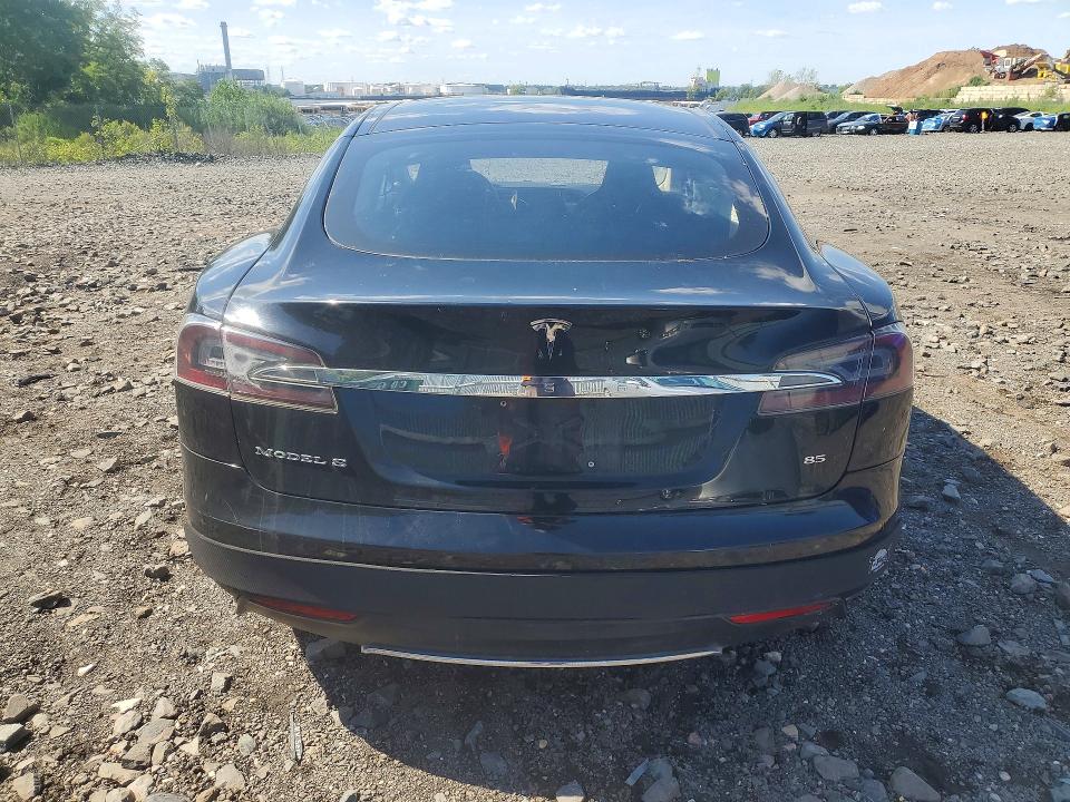 2013 Tesla Model s VIN 5YJSA1CN1DFP12575 COPART salvage auction — NORMAL WEAR, Ny - Certificate Of Title, sold $1,400 on 2026-07-16 (photo 6)