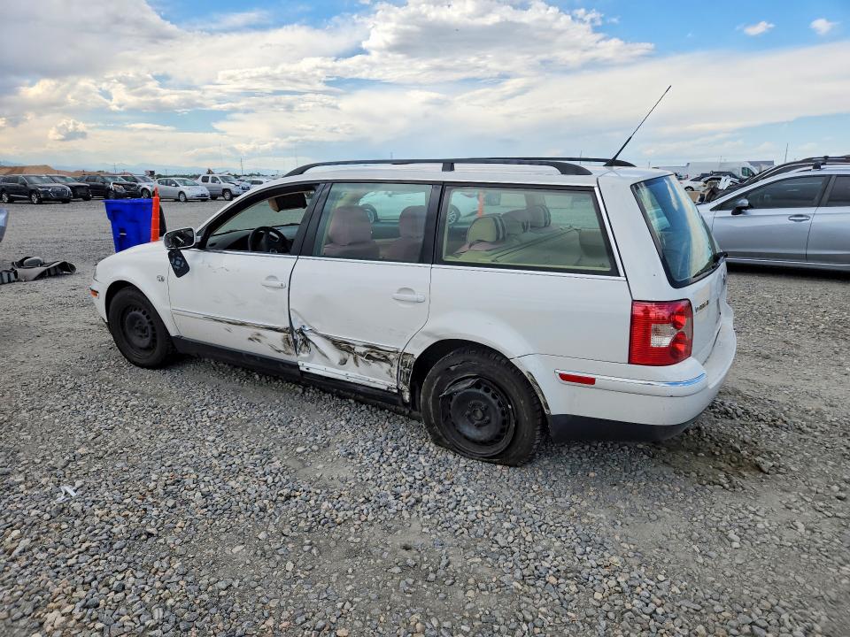 2002 Volkswagen Passat VIN WVWVD63B72E334428 COPART salvage auction — SIDE, Co - Public - Salvage Title, sold $550 on 2026-08-04 (photo 2)