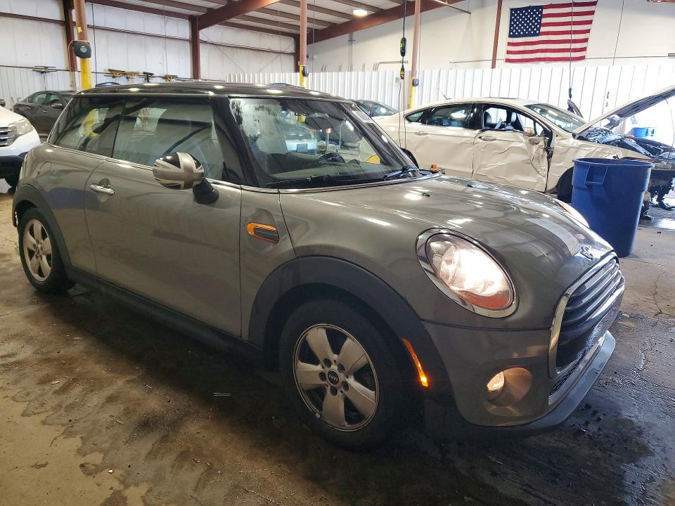 2016 Mini Cooper VIN WMWXP5C5XGT739834 COPART salvage auction — REAR END, Salvage Title, sold $1,800 on 2026-08-07 (photo 4)