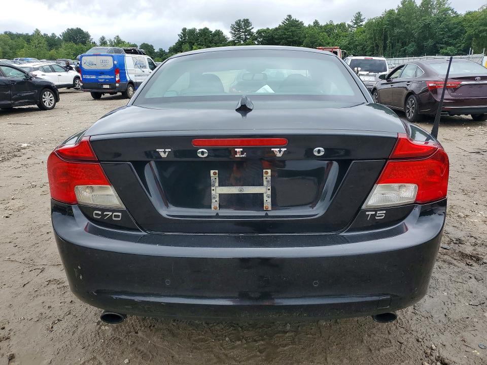2013 Volvo C70 VIN YV1672MC4DJ140438 COPART salvage auction — MINOR DENT/SCRATCHES, Ma - Certificate Of Title, sold $2,500 on 2026-08-03 (photo 6)
