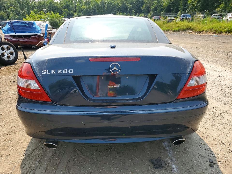 2007 Mercedes-benz Slk-klasse VIN WDBWK54F97F160299 COPART salvage auction — SIDE, Md - Cert Of Salvage > 75% Damage, sold $850 on 2026-08-20 (photo 6)