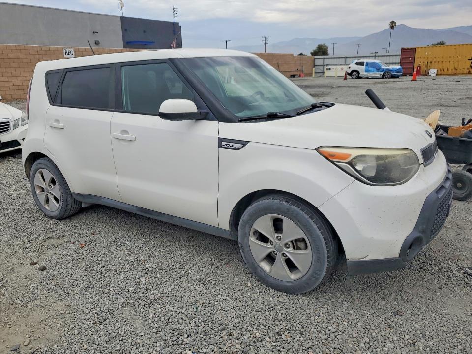 2016 Kia Soul VIN KNDJN2A2XG7846090 COPART salvage auction — MINOR DENT/SCRATCHES, Ca - Dis/Dlr/Exp App For Dup Clean, sold $275 on 2026-07-22 (photo 4)