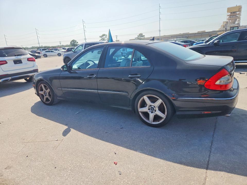 2007 Mercedes-benz E-klasse VIN WDBUF56X37B031225 COPART salvage auction — WATER/FLOOD, La - Cert Of Title-Salvage Flood, sold $425 on 2026-08-19 (photo 2)