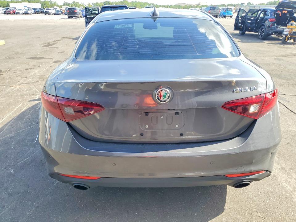 2023 Alfa romeo Giulia VIN ZARFAMAN8P7666572 COPART salvage auction — FRONT END, Fl - Cert Of Title Slvg Rebuildable, sold $7,200 on 2026-08-10 (photo 6)