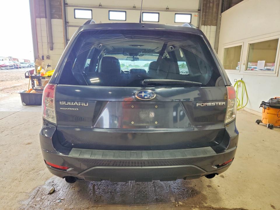 2011 Subaru Forester VIN JF2SHBEC2BH708725 COPART salvage auction — MINOR DENT/SCRATCHES, Mn - Certificate Of Title, sold $650 on 2026-07-09 (photo 6)