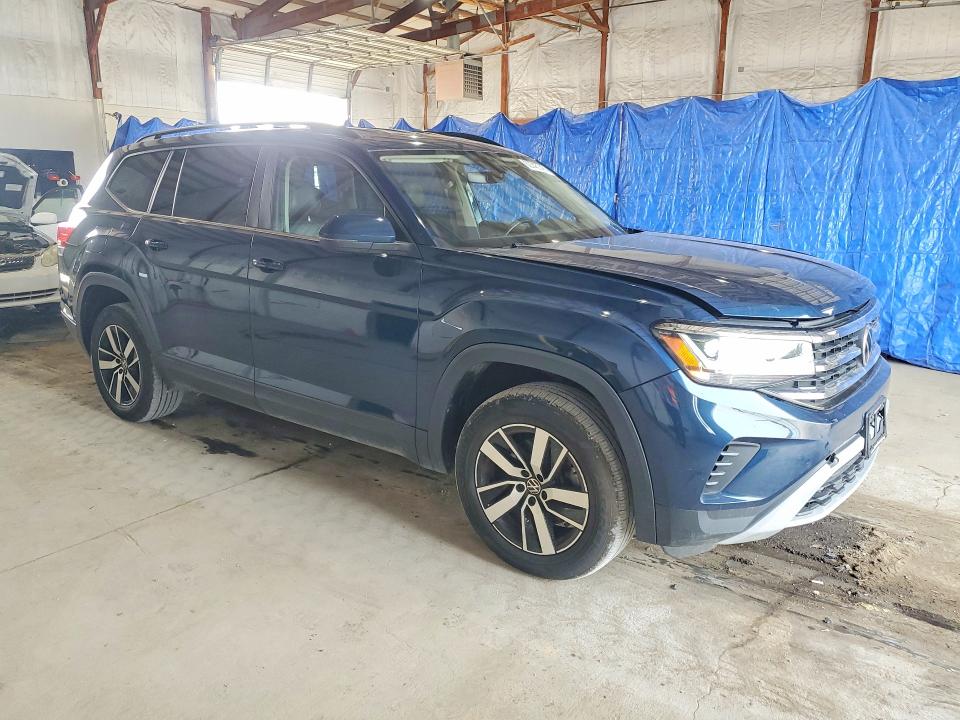 2021 Volkswagen Atlas VIN 1V2LP2CA9MC601967 COPART salvage auction — MINOR DENT/SCRATCHES, Va - Certificate Of Title, sold $10,500 on 2026-08-17 (photo 4)