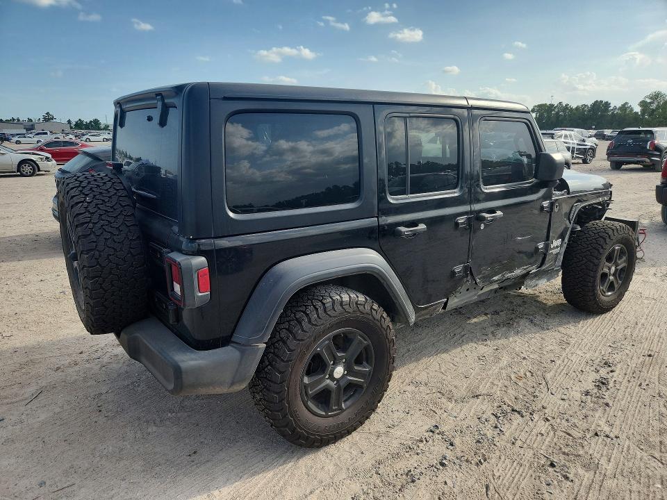 2020 Jeep Wrangler / VIN 1C4HJXDN0LW257515 COPART salvage auction — SIDE, Tx - Salvage Vehicle Title, sold $10,500 on 2026-08-25 (photo 3)