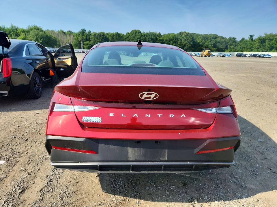 2025 Hyundai Elantra VIN KMHLL4DG3SU089105 COPART salvage auction — FRONT END, MA - CERT OF TITLE-SALVAGE (P), sold $7,300 on 2026-07-29 (photo 6)