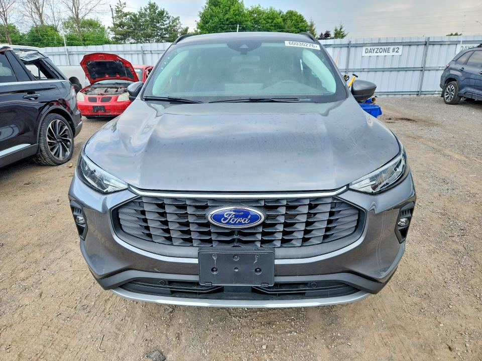 2025 Ford Escape VIN 1FMCU0E16SUA63498 COPART salvage auction — SIDE, ON - PERMIT NO BRAND - UNFIT, sold $14,900 on 2026-07-28 (photo 5)