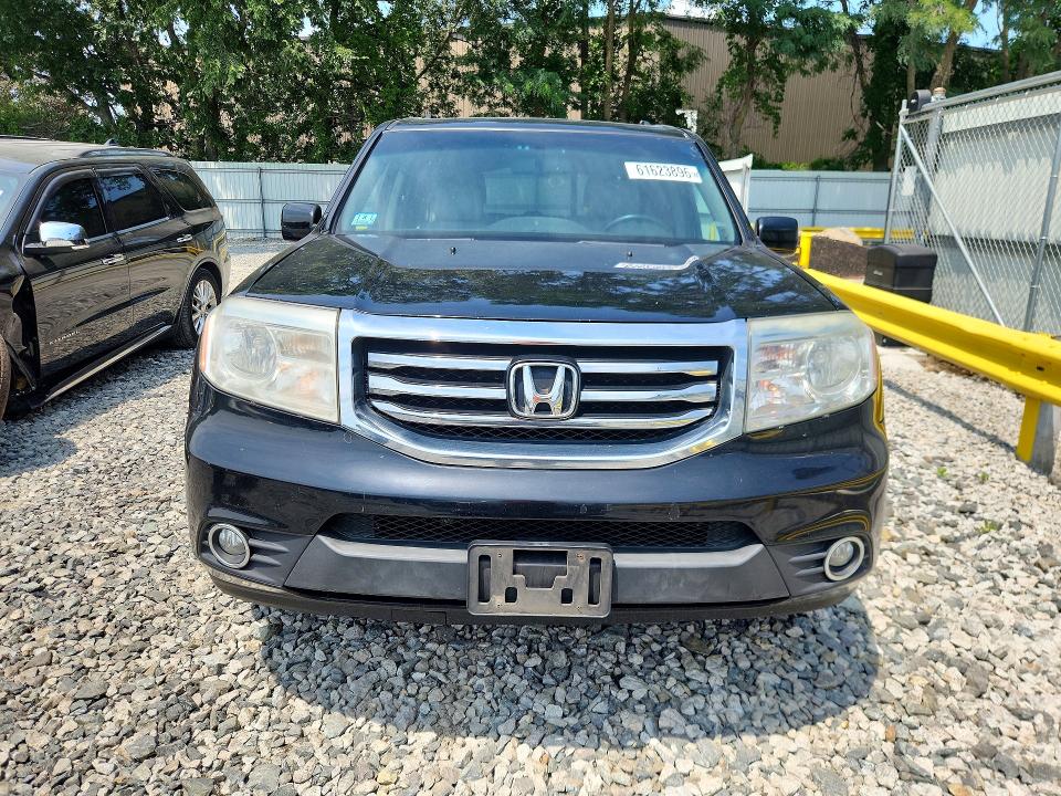 2015 Honda Pilot VIN 5FNYF4H56FB052865 COPART salvage auction — MINOR DENT/SCRATCHES, MA - CERTIFICATE OF TITLE, sold $600 on 2026-07-23 (photo 5)