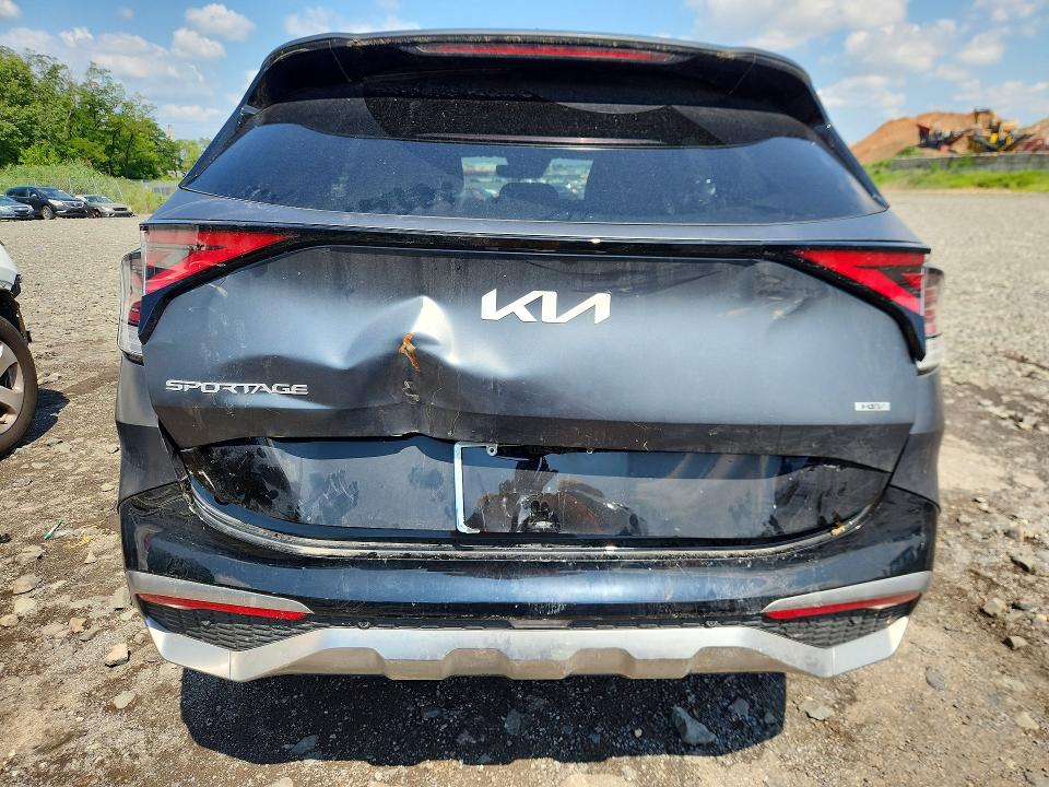 2024 Kia Sportage VIN KNDPXCDG3R7135965 COPART salvage auction — FRONT END, Salvage Title, sold $10,800 on 2026-08-20 (photo 6)