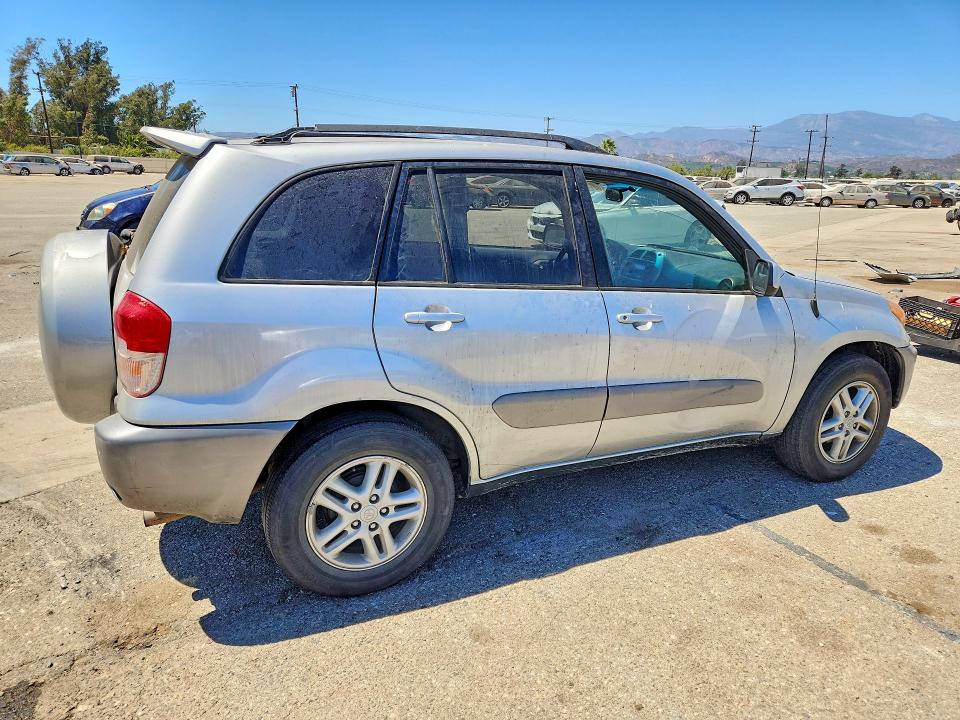 2001 Toyota Rav 4 VIN JTEGH20V210007270 COPART salvage auction — MINOR DENT/SCRATCHES, Ca - Dis/Dlr/Exp Only Clean Title, sold $325 on 2026-07-28 (photo 3)