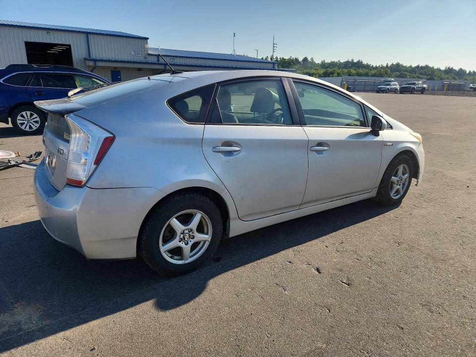 2011 Toyota Prius VIN JTDKN3DU4B0296040 COPART salvage auction — UNDERCARRIAGE, ME - CERTIFICATE OF TITLE, sold $100 on 2026-07-22 (photo 3)