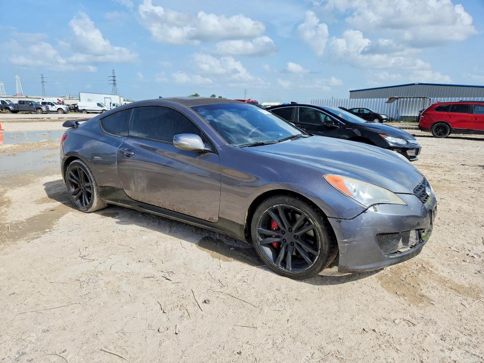 2010 Hyundai Genesis VIN KMHHT6KD4AU027429 COPART salvage auction — WATER/FLOOD, Tx - Cert Of Title-Reblt Slvg Flood, sold $350 on 2026-07-31 (photo 6)