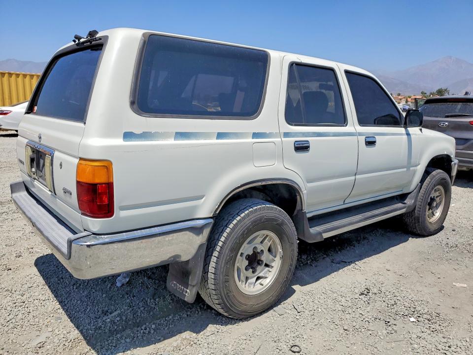 1992 Toyota 4runner VIN JT3VN39W4N8034133 COPART salvage auction — Burn Engine, CA - SALVAGE CERTIFICATE, sold $350 on 2026-07-22 (photo 3)