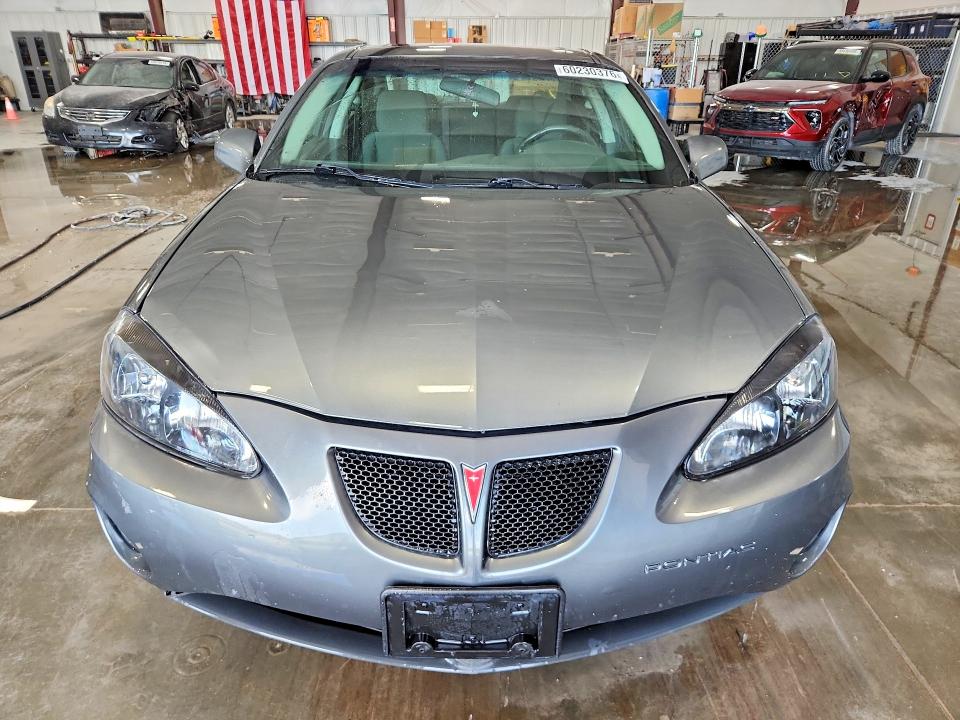 2004 Pontiac Grand prix VIN 2G2WS522041292537 COPART salvage auction — REAR END, Il - Salvage Certificate, sold $275 on 2026-08-19 (photo 5)