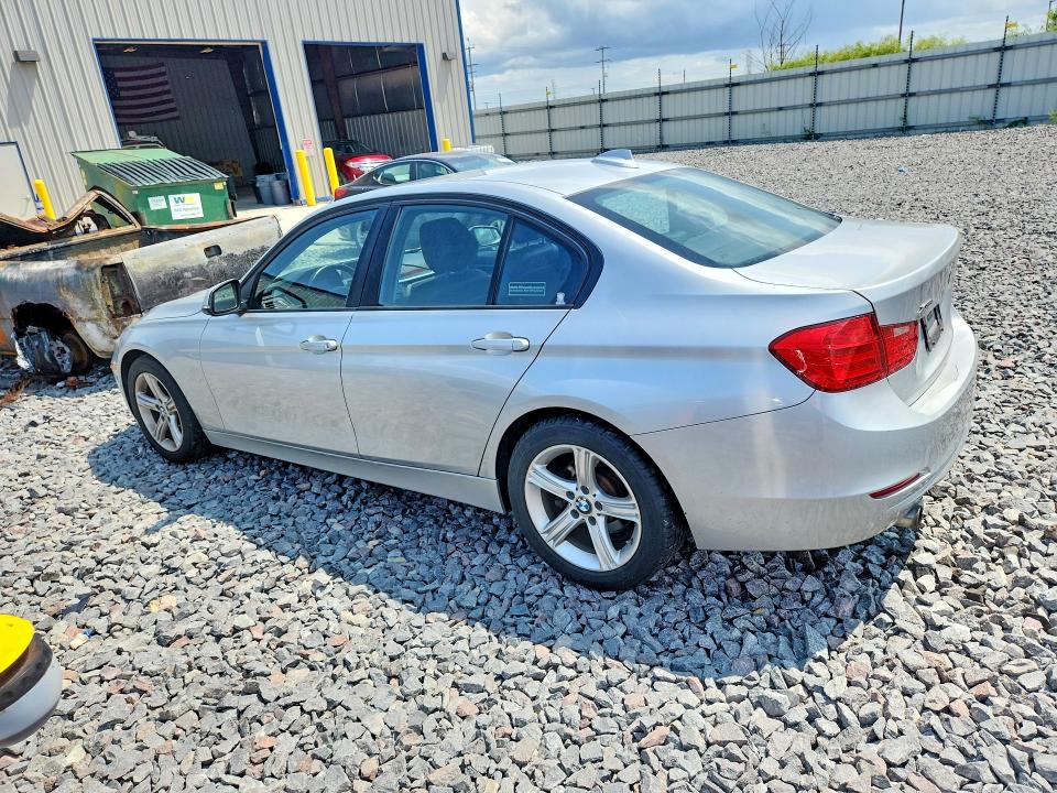2013 BMW 3er VIN WBA3C3C56DF981481 COPART salvage auction — HAIL, WI - JUNKED VEHICLE BILL OF SALE, sold $975 on 2026-07-27 (photo 2)