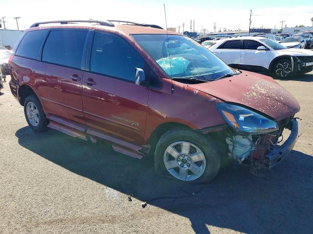2004 Toyota Sienna VIN 5TDZA23C54S085152 COPART salvage auction — FRONT END, CA - LIEN PAPERS-SALVAGE OR AC, sold $500 on 2026-07-27 (photo 4)