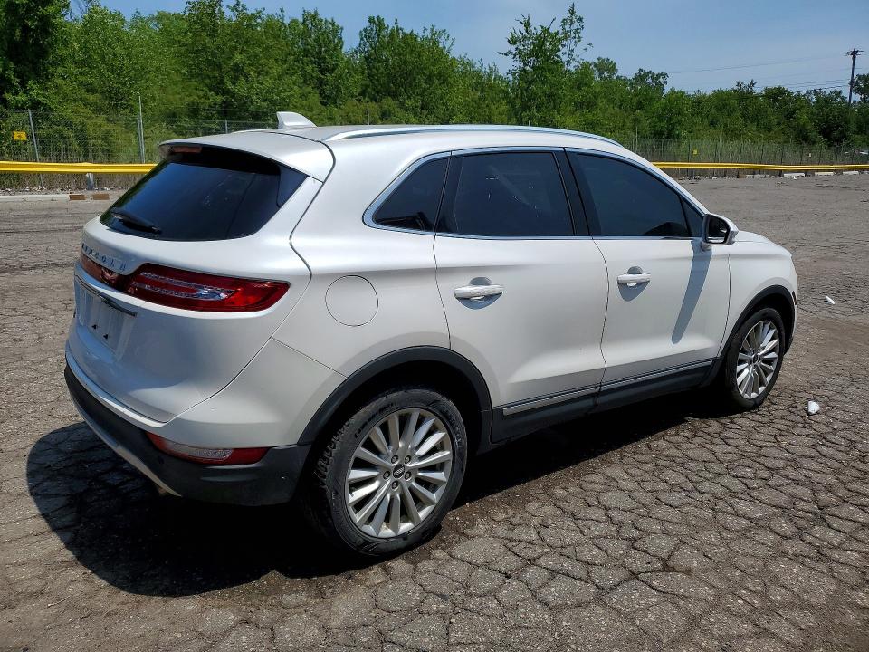 2019 Lincoln Mkz VIN 5LMCJ1D98KUL15593 COPART salvage auction — FRONT END, Mi - Dealer Only Clean Title (P), sold $3,950 on 2026-07-22 (photo 3)