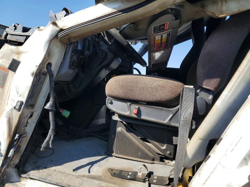 2024 Mack Md VIN 1M2MDBAA7RS013141 COPART salvage auction — ROLLOVER, CO - DIS/DLR/EXP ONLY CLEAN TITLE, sold $5,800 on 2026-09-25 (photo 8)