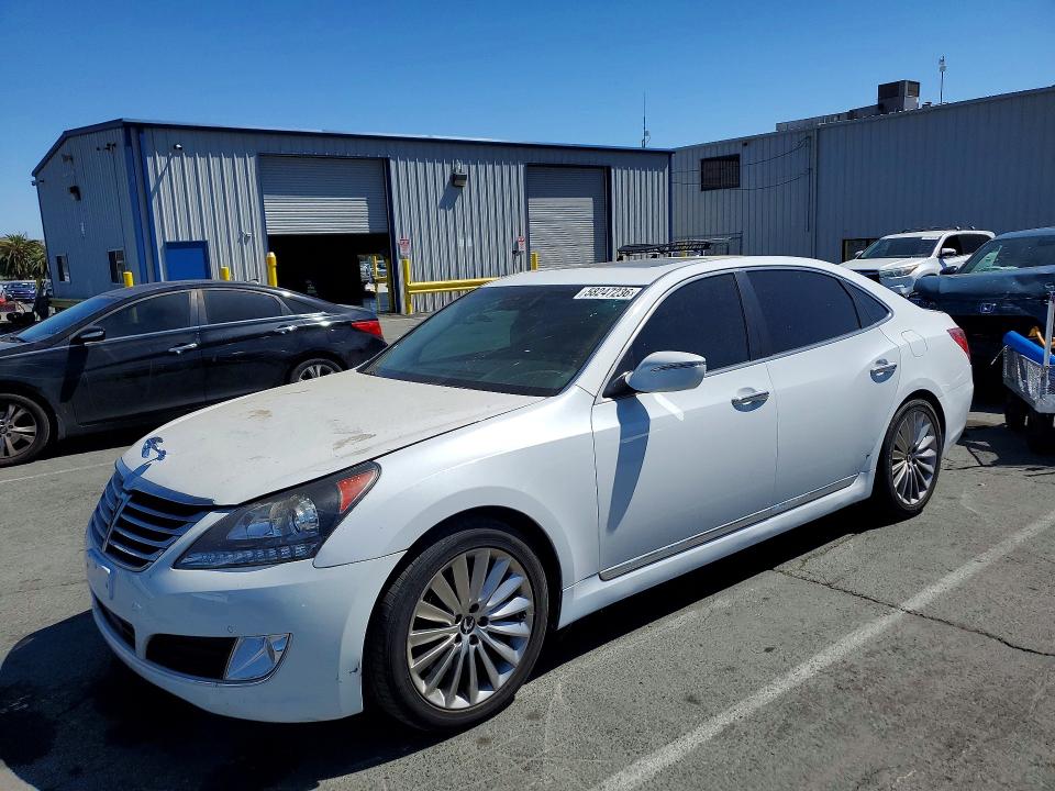 2015 Hyundai Equus VIN KMHGH4JH0FU098561 COPART salvage auction — MINOR DENT/SCRATCHES, Ca - Dis/Dlr/Exp App For Dup Clean, sold $1,500 on 2026-07-31 (photo 1)