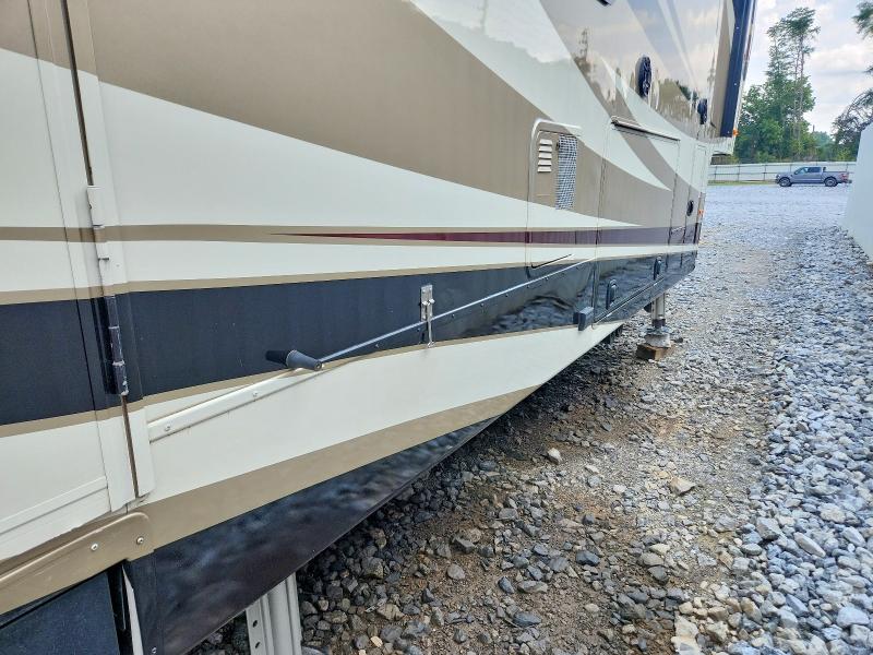 2017 Heartland big horn Unknown VIN 5SFBG4321HE335126 COPART salvage auction — BURN, GA - SALVAGE/FIRE DAMAGE, sold $1,150 on 2026-08-21 (photo 5)