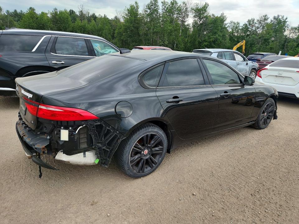 2017 Jaguar Xf VIN SAJBJ4BV2HCY40766 COPART salvage auction — FRONT END, ON - PERMIT NO BRAND - UNFIT, sold $2,500 on 2026-07-23 (photo 3)