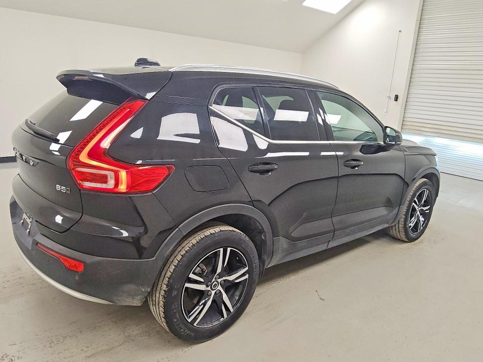 2025 Volvo Xc40 VIN YV4L12UJ3S2474604 COPART salvage auction — FRONT END, FL - CERTIFICATE OF TITLE, sold $11,400 on 2026-07-27 (photo 3)