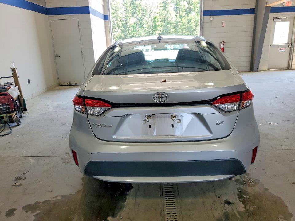2021 Toyota Corolla VIN 5YFEPMAE6MP187212 COPART salvage auction — SIDE, Va - Cert Of Title - Salvage, sold $2,750 on 2026-07-24 (photo 6)